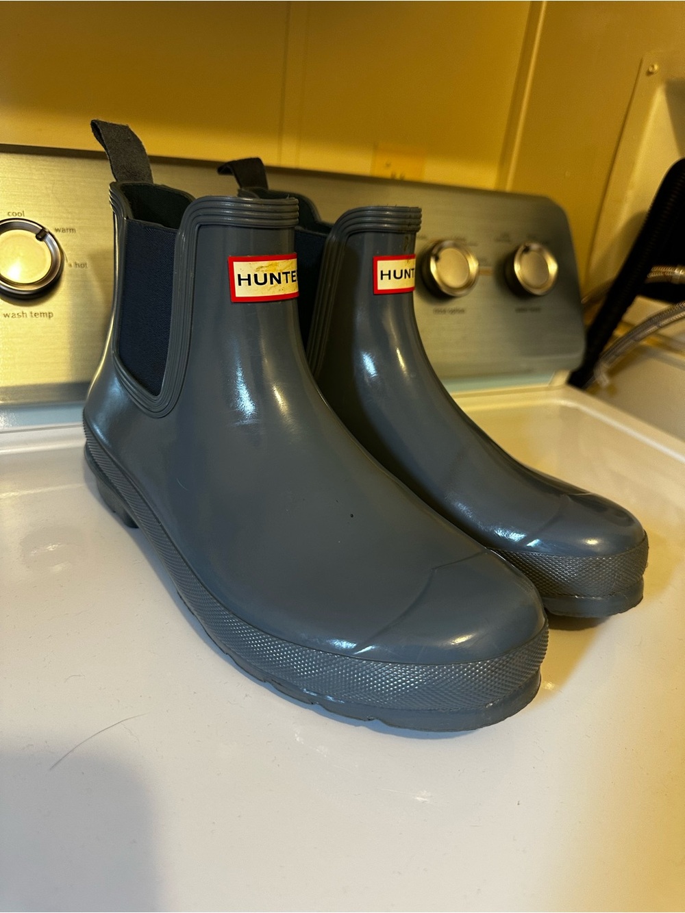 Hunter Women’s Chelsea Rain Boots